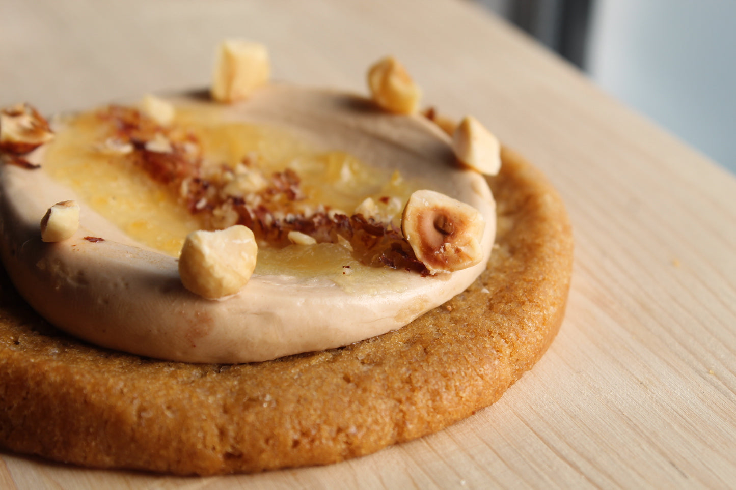 Hazelnut butter-cream & Lemon